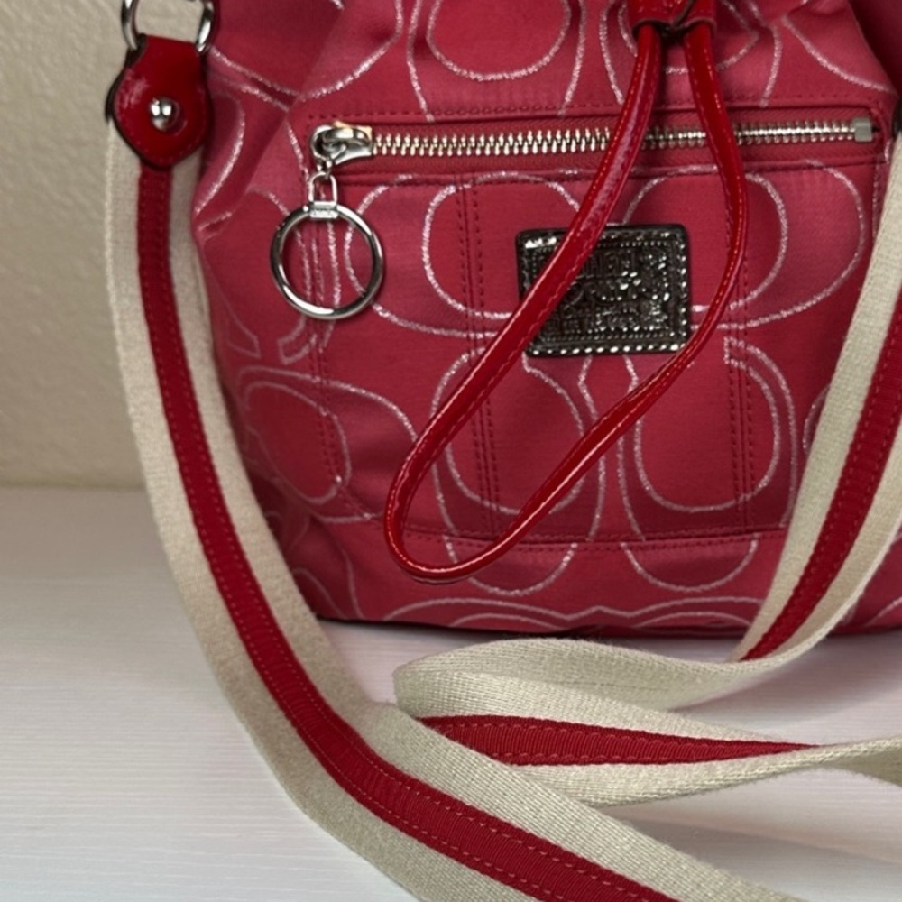 Coach Rare Retired  Ruby Red Poppy cinch Bucket Bag with strap - Picture 2 of 16